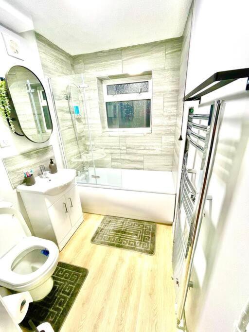 Charter House With Good Wifi Apartment Chatham  Ngoại thất bức ảnh