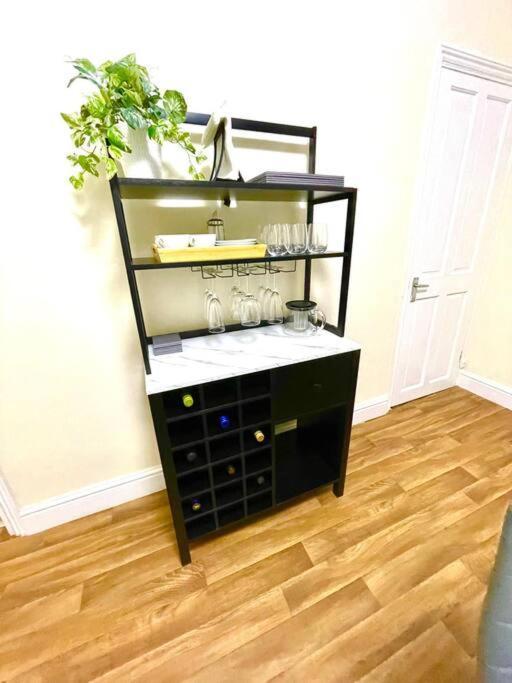Charter House With Good Wifi Apartment Chatham  Ngoại thất bức ảnh